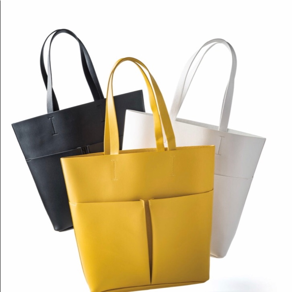 Brand new Neiman Marcus beauty tote